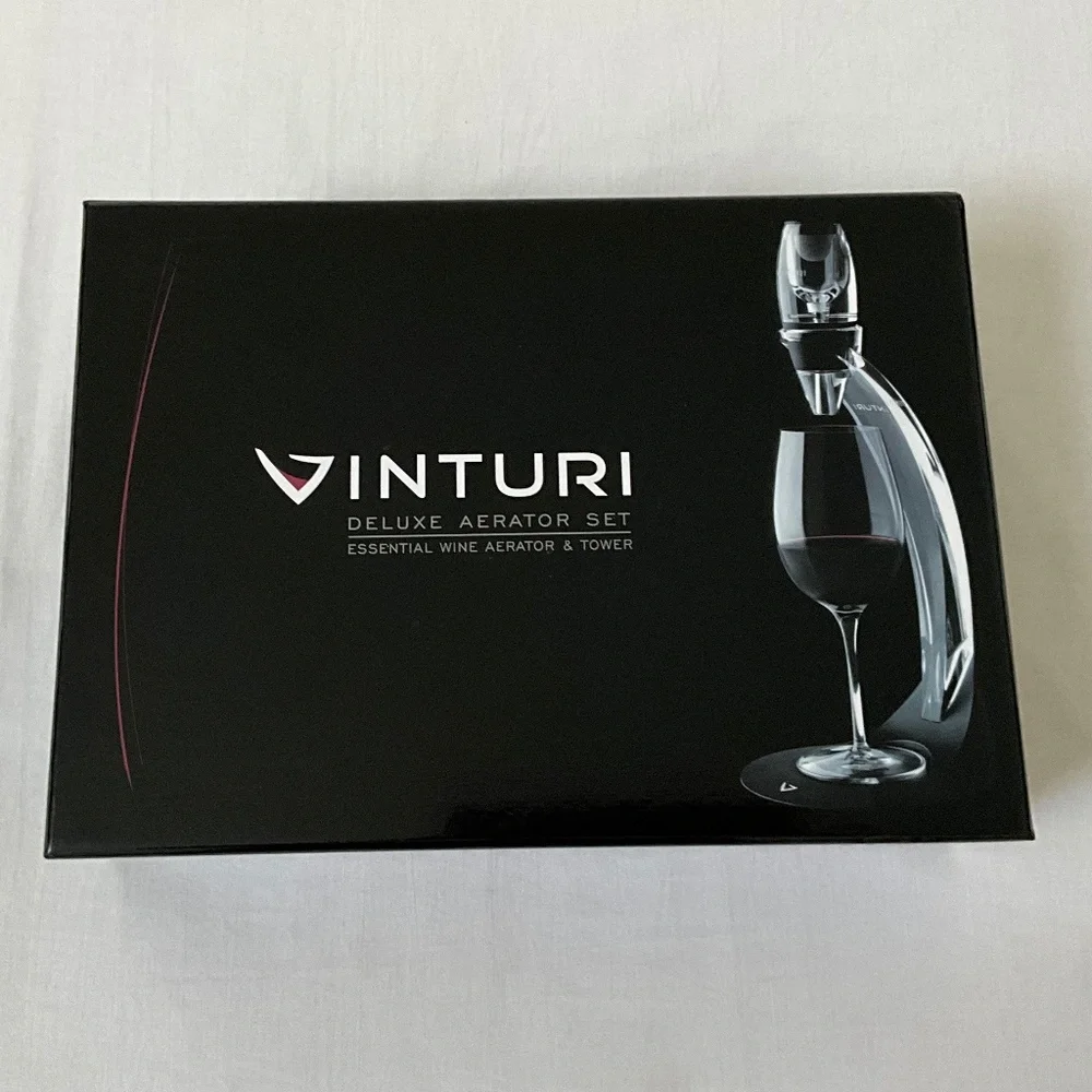 NIB Vinturi Deluxe Wine Aerator Set